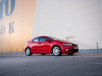 Honda Civic 1.8 benzín 2008 + LPG - 2