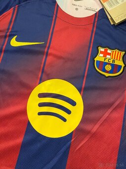 Barcelona dres Lamine Yamal 10 – veľkosť L – nový - 2