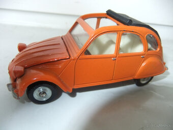 PREDAM CITROEN 2CV mierka 1:43 od DINKY TOYS a VITESSE - 2