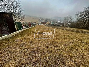 Krásny pozemok v obci Horný moštenec - 2