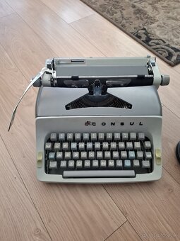 Písací stroj Consul - 2