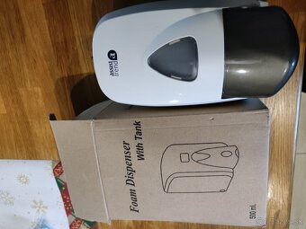 Dávkovač na tekuté mydlo - 2