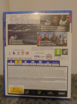Dobrý den predám hru FIFA 21 (je na PS4 ps5) - 2