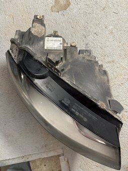 Predné svetlo Audi a4avant b8 - 2