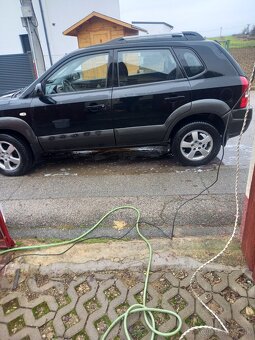 Hyundai Tucson 2.0 CRDI - 2