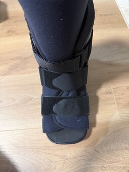 Predám ortopedickú fixačnú topánku – walking boot (Medium) - 2