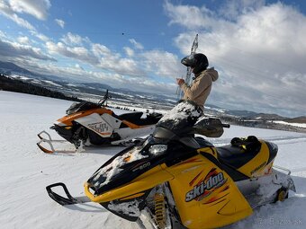 Ski doo 850 summit - 2