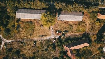 Areál družstva 1,1 ha - predaj/prenájom - 2