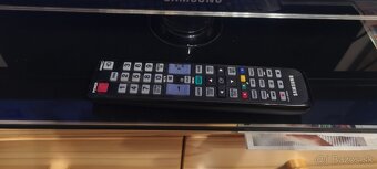 Predám TV Samsung UE40D5000• - 2