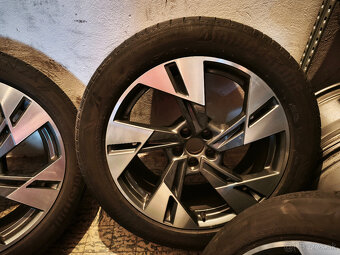 Audi Q8 e-tron - originál 20" alu letná sada - 2