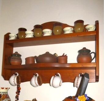 Drevená nástenná polica - 2