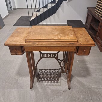 Šijací stroj Singer - 2