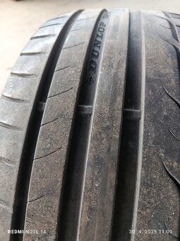 Dunlop 225/45 R17 - 2