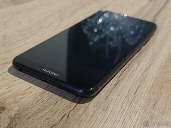 Huawei P Smart na náhradné diely - 2