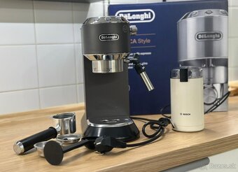 De’Longhi Dedica EC 685.BK - 2