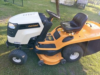 PREDAM TRAKTOROVU KOSACKU CUB CADET - 2