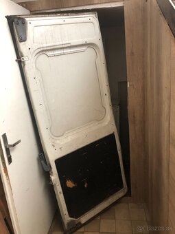 Fiat Ducato 2.3 JTD Karoseria - Zadné ľavé dvere bez skla - 2