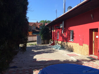 Komerčný priestor priamo na námestí v centre mesta Šahy - 2