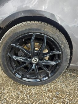 Volkswagen Golf 1.9 77 kW - 2