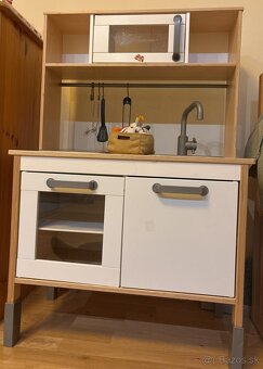 Detska drevena kuchynka Ikea s bohatym vybavenim, BA - 2