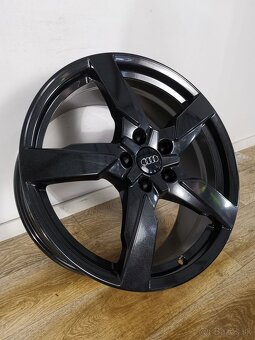 Audi TT, TTS, TTRS 8S orig. ALU disky 5x112 R19 - 2