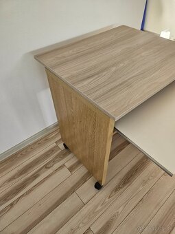 Kancelarsky pocitacovy stol ikea - 2
