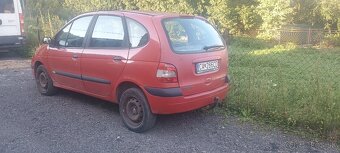 Renault Scénic - 2