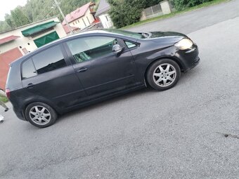 Golf 5 plus Blumotion. - 2
