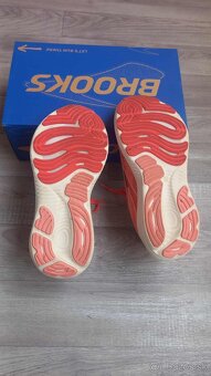 Bežecké tenisky Books Glycerin 22 women ping - 2