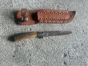 Nožík s púzdrom - 2