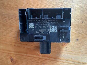 riadiacu jednotku dverí 5Q4959592E (VW / Škoda / SEAT) - 2