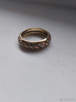 Zlatý prsteň - 2