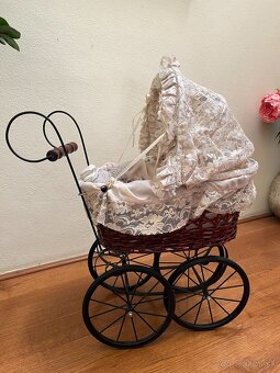 Starý kočiarik pre bábiku - 2