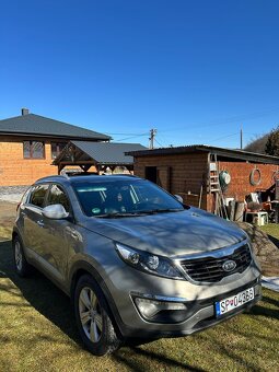kia Sportage III 2.0 CRDI  4x4 - 2