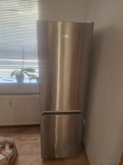Chladnička s mrazničkou - 2