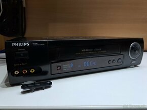 2x Hifi Stereo VHS rekordér PHILIPS - 2