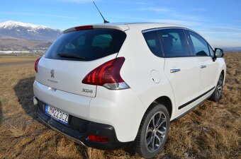 9 ročné auto 158t km len za 5900€ - 2