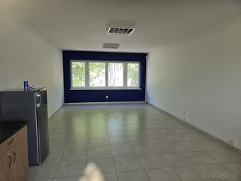 Na prenájom kancelárske priestory v centre mesta s parkovisk - 2
