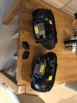 Kúpim krytku xenony 2 gen golf 4 - 2