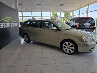 Toyota Avensis Combi - 2