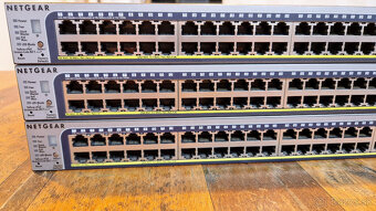 Prepínač Netgear ProSafe GS752TPS 48port, POE - 2