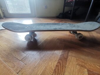 Predám skateboard, 2 ks - 2