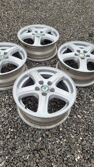 Elektróny 5x100 R15 Škoda - 2