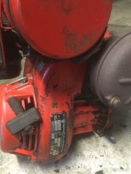 Náhradný motor z kosačky - 2