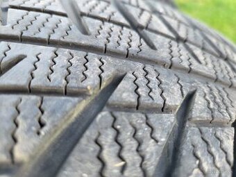 Zimne pneumatiky Bridgestone 205/55 R16 - 2