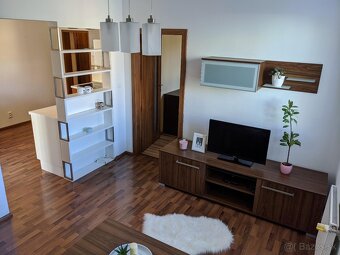 Na prenájom krásny 2-izbový byt v novostavbe - 2