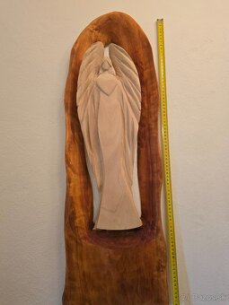 Drevená socha anjela - 2