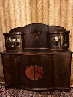 Starožitný príborník a vitrína - 2