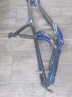 Mtb rám Specialized - 2