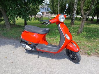 Piaggio Vespa LX2 50 - 2